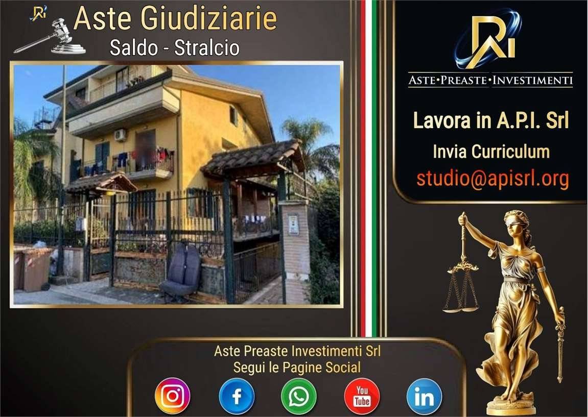 Villa T5 em Gricignano di Aversa, Italy N.º 344654