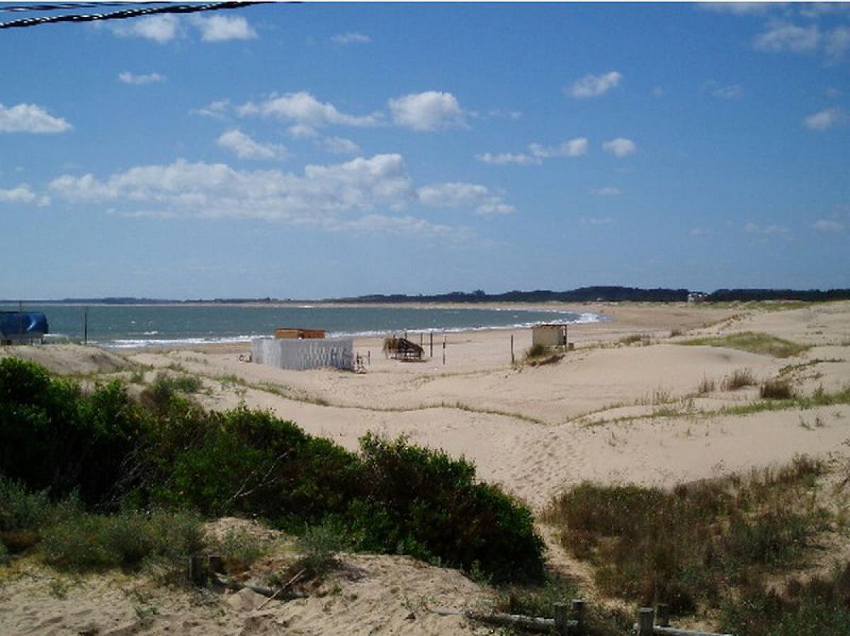 Дом с 2 спальнями в Мальдонадо, Уругвай № 6286