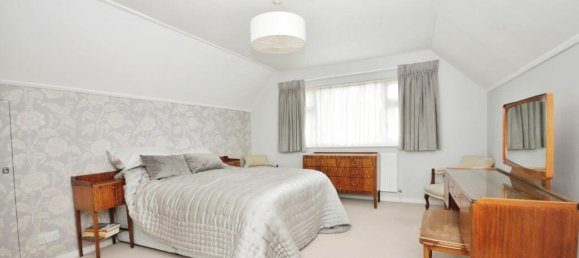 4 bedrooms House in South Croydon, United Kingdom No. 10449 6