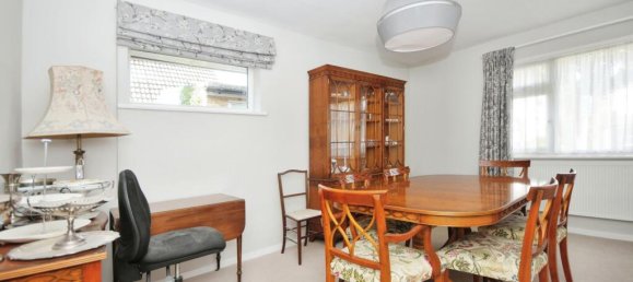 4 bedrooms House in South Croydon, United Kingdom No. 10449 14