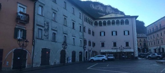 Penthouse de 4 divisões em Tagliacozzo, Italy N.º 36782 25