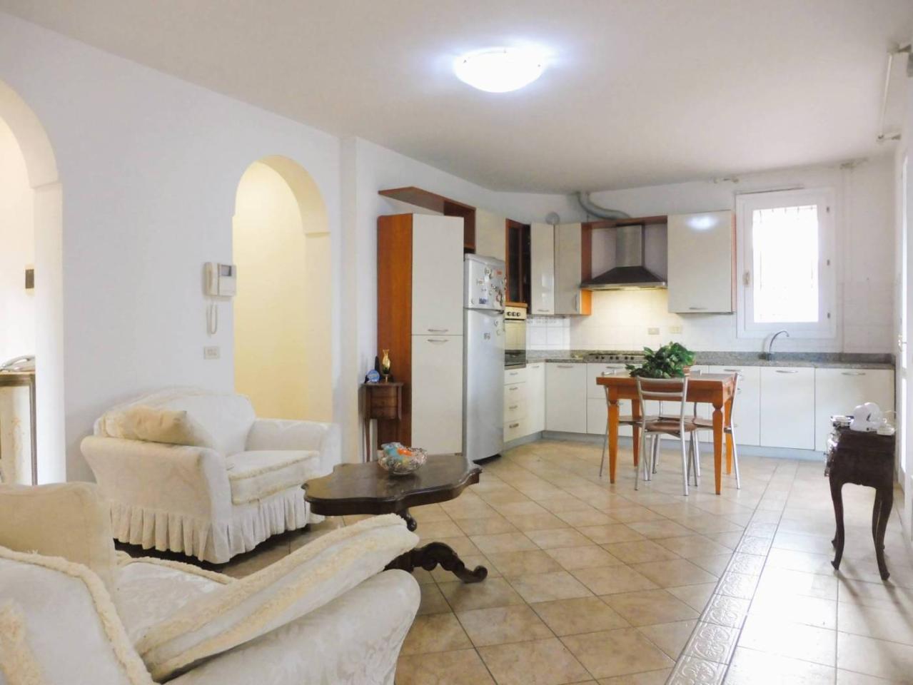 3 rooms Apartment in Empoli, Italy No. 144490