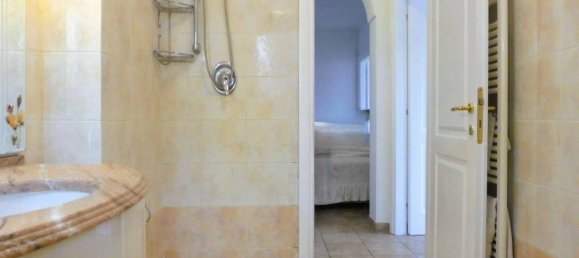 3 rooms Apartment in Empoli, Italy No. 144490 18