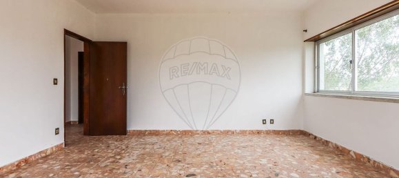 2 bedrooms House in Lourinha, Portugal No. 46097 8