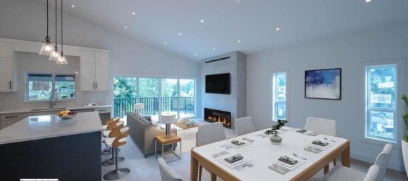 5 bedrooms House in British Columbia, Canada No. 1226 6