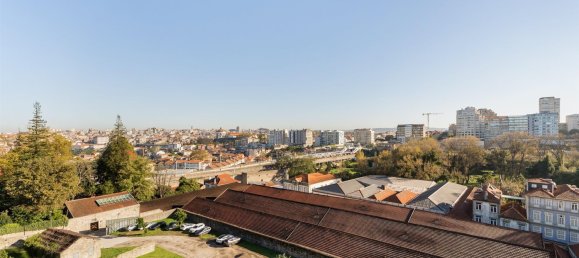 Квартира с 3 спальнями в Вила Нова ди Гая, Португалия № 121423 7