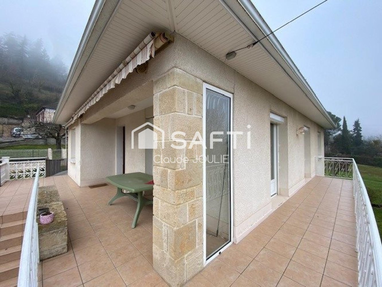 4 chambres Maison à Villefranche-de-Rouergue, France No. 295532