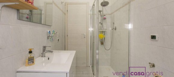 3 rooms Apartment in Monterotondo, Italy No. 29564 26