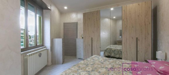 3 rooms Apartment in Monterotondo, Italy No. 29564 3