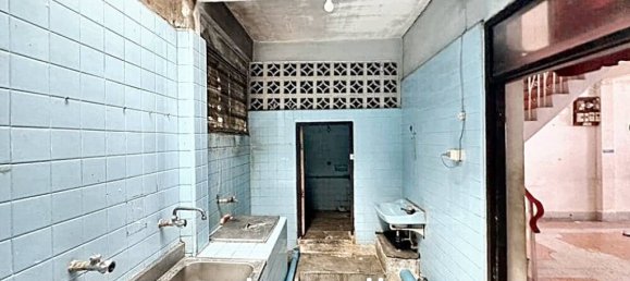 3 bedrooms Bungalow in Bangkok, Thailand No. 24218 9