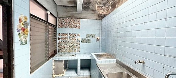 3 bedrooms Bungalow in Bangkok, Thailand No. 24218 8