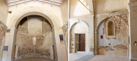 32 rooms Castles in Passignano sul Trasimeno, Italy No. 233387 24