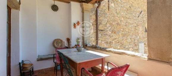 32 rooms Castles in Passignano sul Trasimeno, Italy No. 233387 44