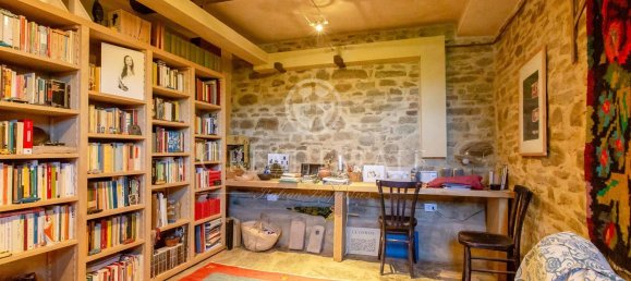 32 rooms Castles in Passignano sul Trasimeno, Italy No. 233387 16