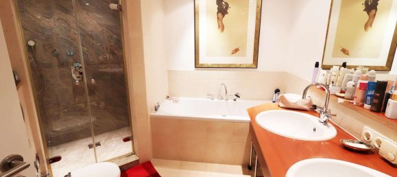 Apartamento de 3 dormitorios en Monchengladbach, Germany No. 223313 5