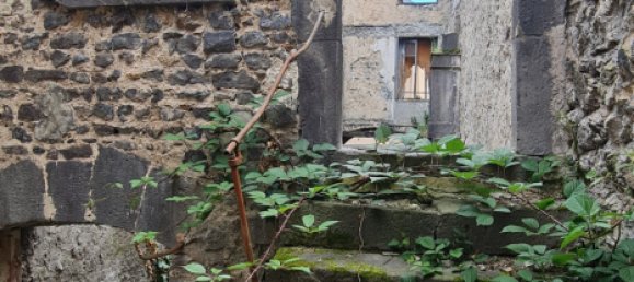 Edificio en Riom, France 169 m² No. 44711 2