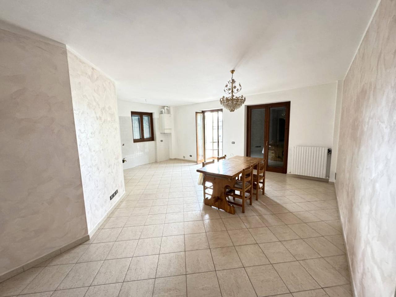 Apartamento de 5 divisões em Fermo, Italy N.º 16393