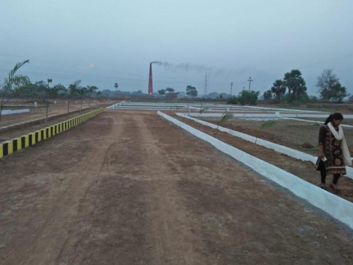  Land in Lucknow, India No. 34191