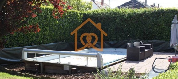 3 bedrooms House in Holtzheim, France No. 71085 9