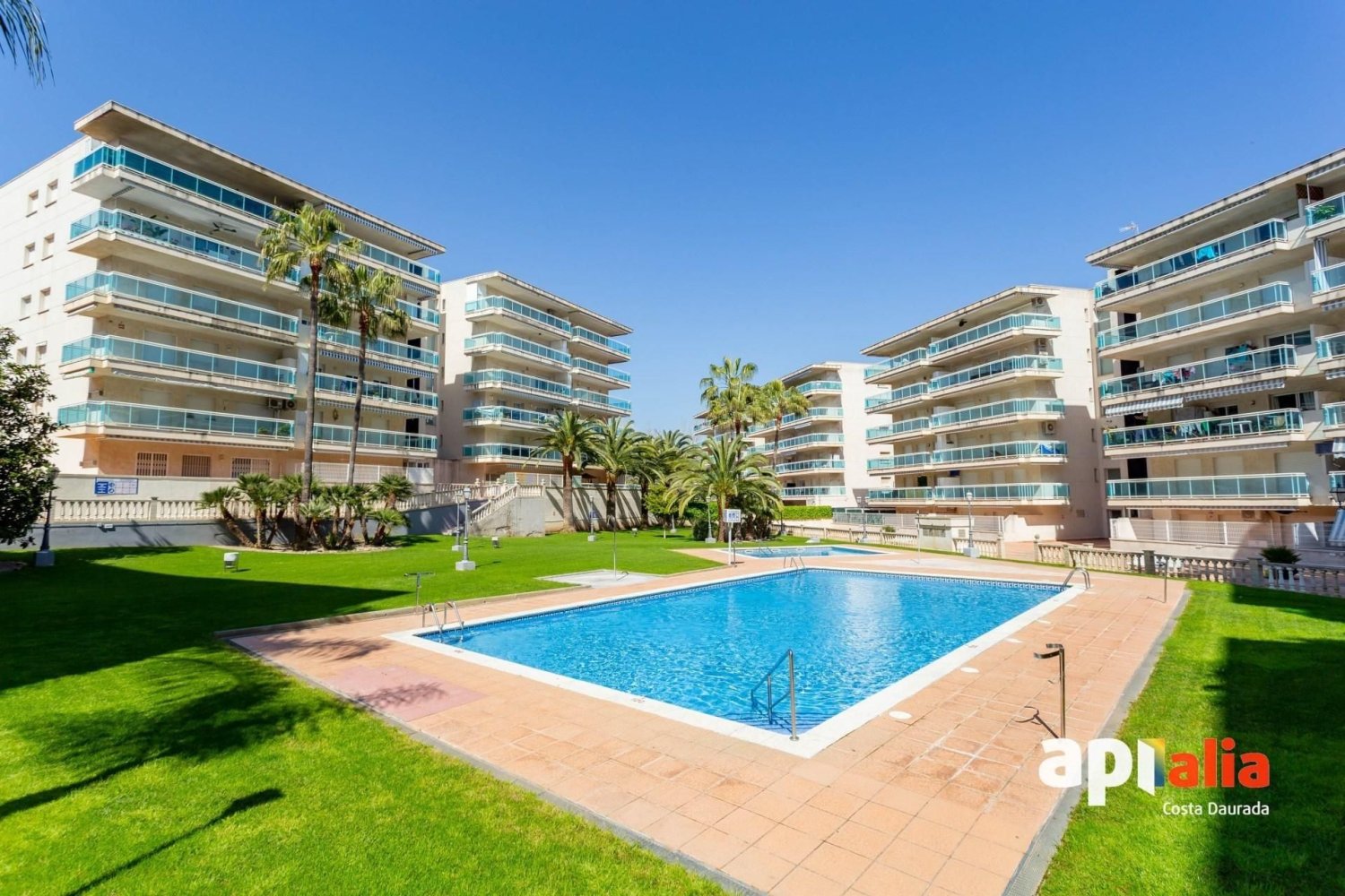3 bedrooms Apartment in Salou, Spain No. 250004
