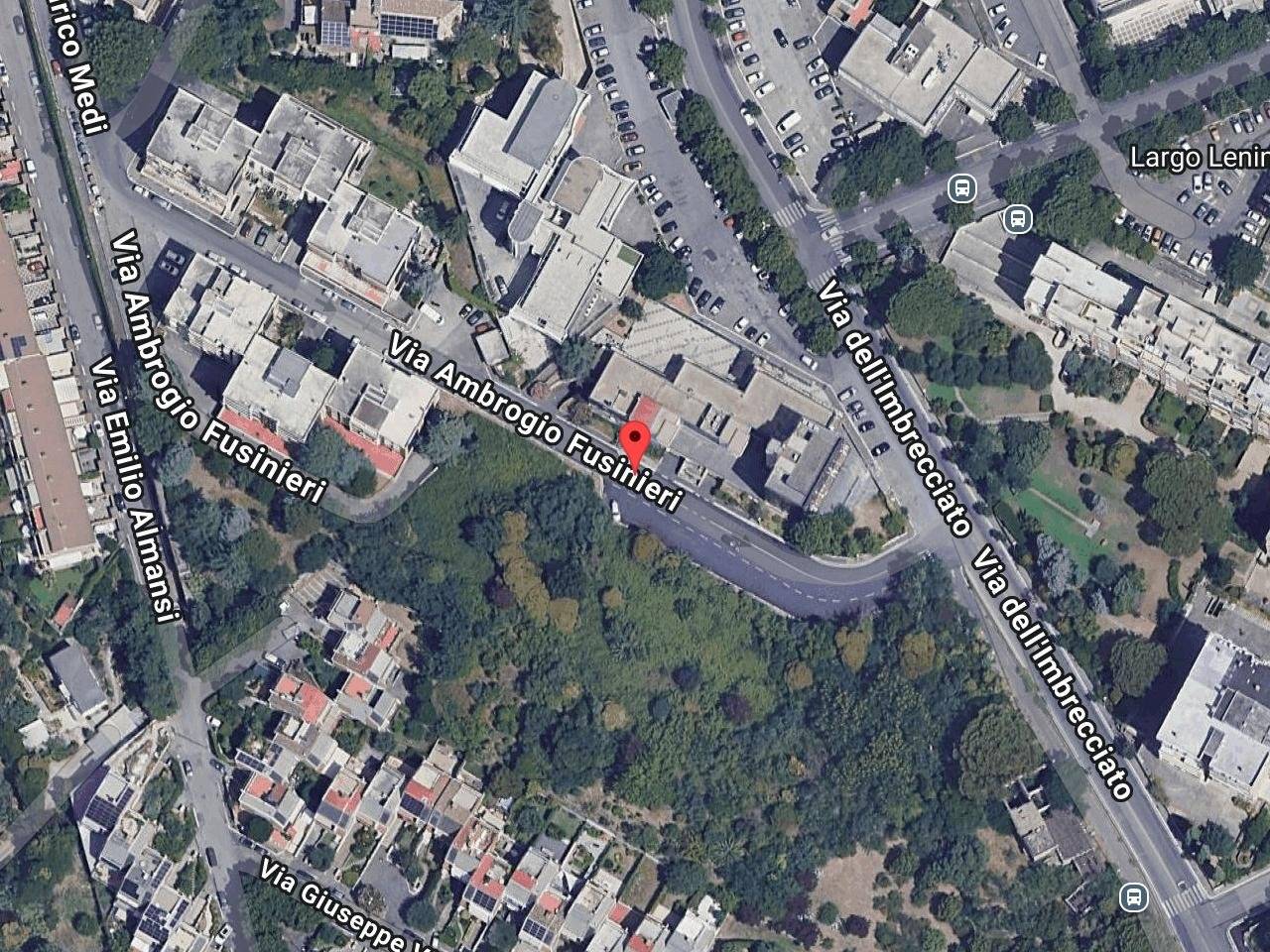 200m² Office in Rome, Italy No. 100225