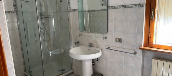 6غرفة منزل في Perugia, Italy رقم 84721 17