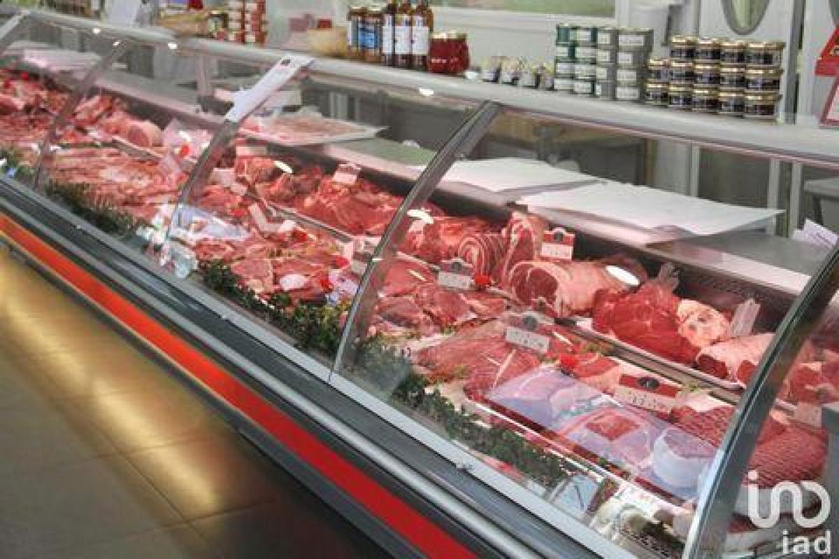 80m² Factory in Villepinte, France No. 20610