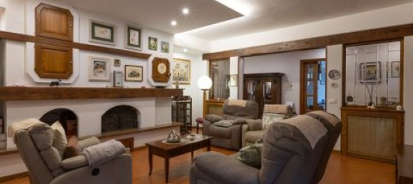 Villa de 5 dormitorios en Castel San Niccolò, Italy No. 60768 15