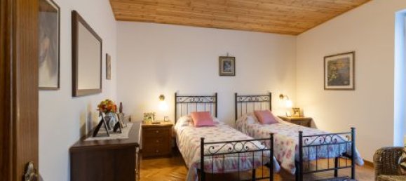 Villa de 5 dormitorios en Castel San Niccolò, Italy No. 60768 35