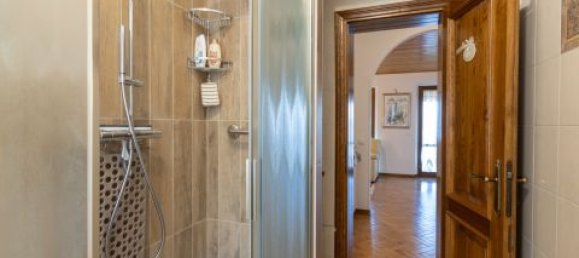 Villa de 5 dormitorios en Castel San Niccolò, Italy No. 60768 33