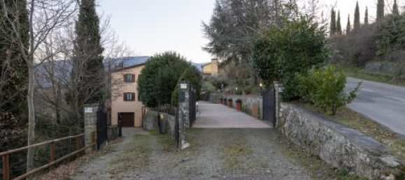 Villa de 5 dormitorios en Castel San Niccolò, Italy No. 60768 40