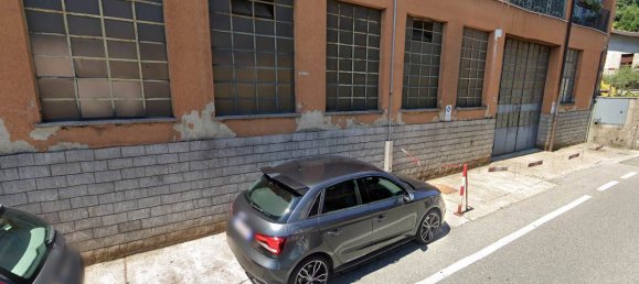 3 rooms Warehouse in Olgiate Comasco, Italy No. 167524 2