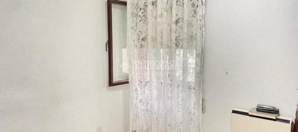 Apartamento de 3 dormitorios en Madrid, Spain No. 165266 17