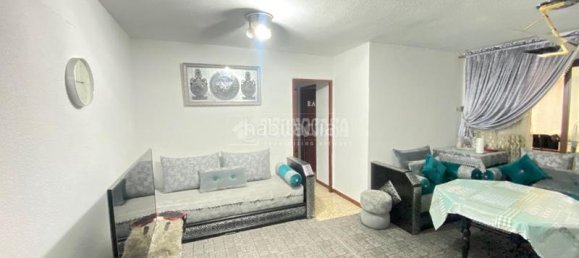 Apartamento de 3 dormitorios en Madrid, Spain No. 165266 3