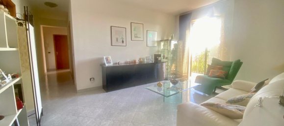 4 bedrooms Apartment in Giarre, Italy No. 362457 4