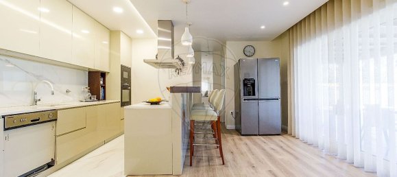 4 Schlafzimmer Haus in Porto de Mos, Portugal, Nr. 19670 2