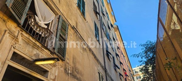 5 bedrooms Apartment in Genoa, Italy No. 288858 15