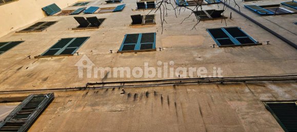 5 bedrooms Apartment in Genoa, Italy No. 288858 14