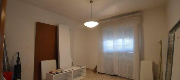 4 rooms Apartment in Jesi, Italy No. 128180 7