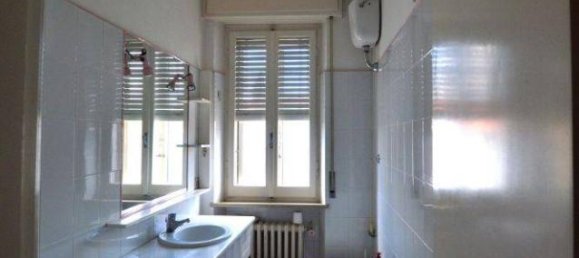 4 rooms Apartment in Jesi, Italy No. 128180 10