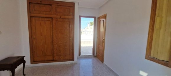 3 bedrooms House in Torrevieja, Spain No. 89030 40
