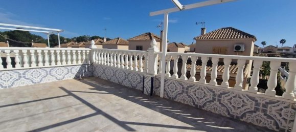 3 bedrooms House in Torrevieja, Spain No. 89030 32