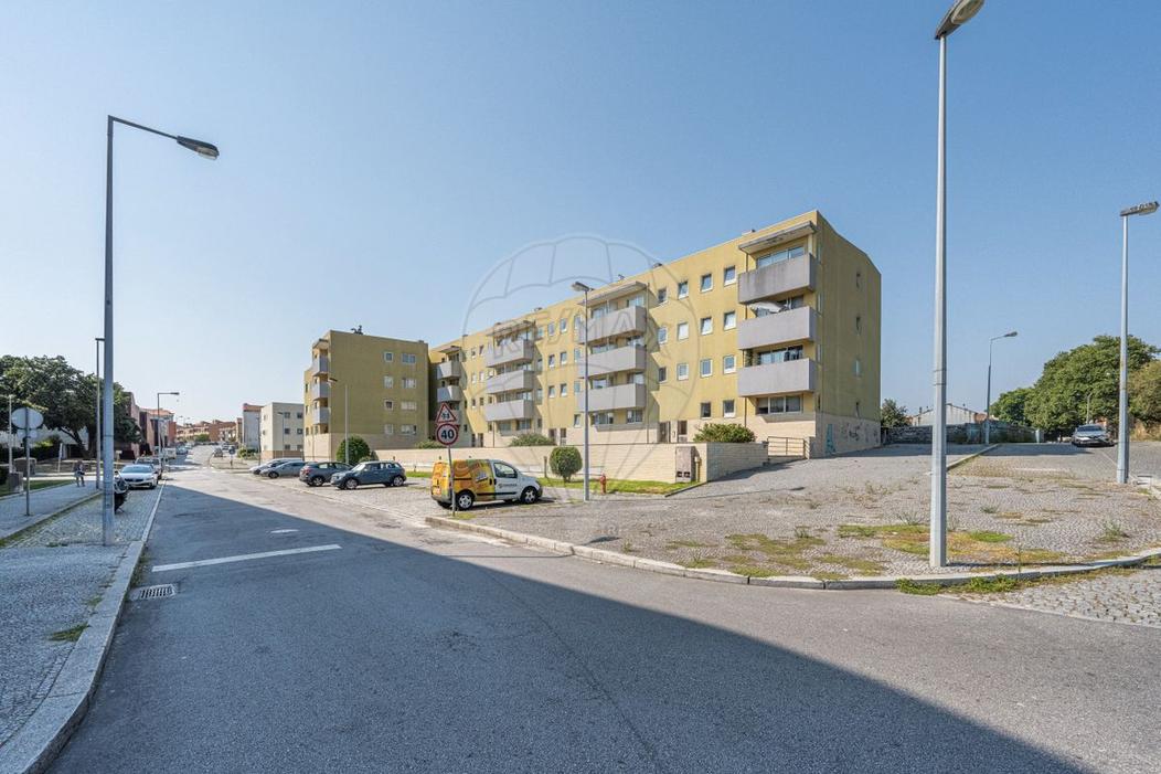 3 chambres Appartement à Senhora da Hora, Portugal No. 248072