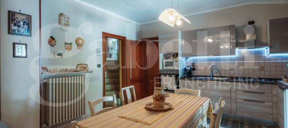 3 bedrooms House in Roletto, Italy No. 326757 6