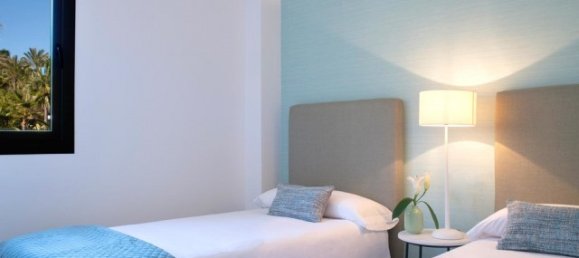 2 bedrooms Apartment in Benahavis, Spain No. 19073 4