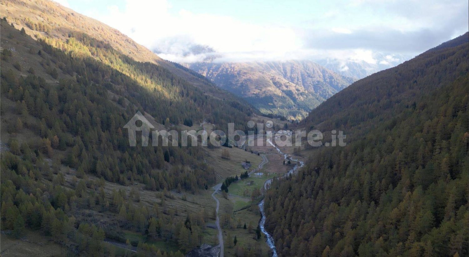 Grundstück in Ponte di Legno, Italy 150m², Nr. 314913