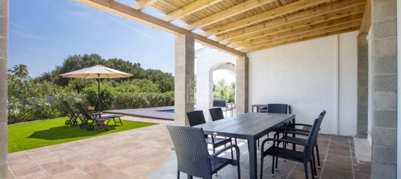 4 Schlafzimmer Villa in Sant Lluis, Spain, Nr. 5421 5