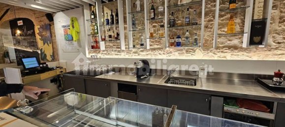 3-Zimmer Gewerbliche Immobilie in Foligno, Italy, Nr. 271552 4