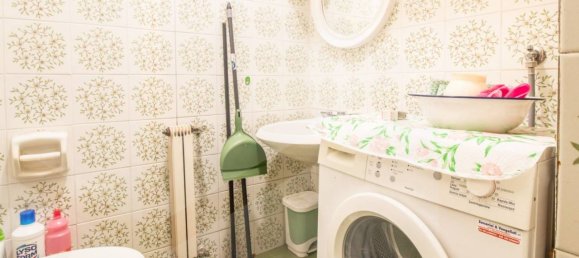 5 rooms Apartment in Bologna, Italy No. 23664 13