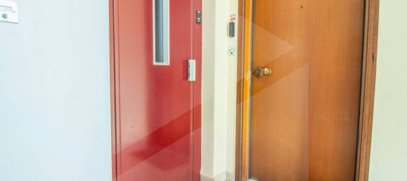 5 rooms Apartment in Bologna, Italy No. 23664 20